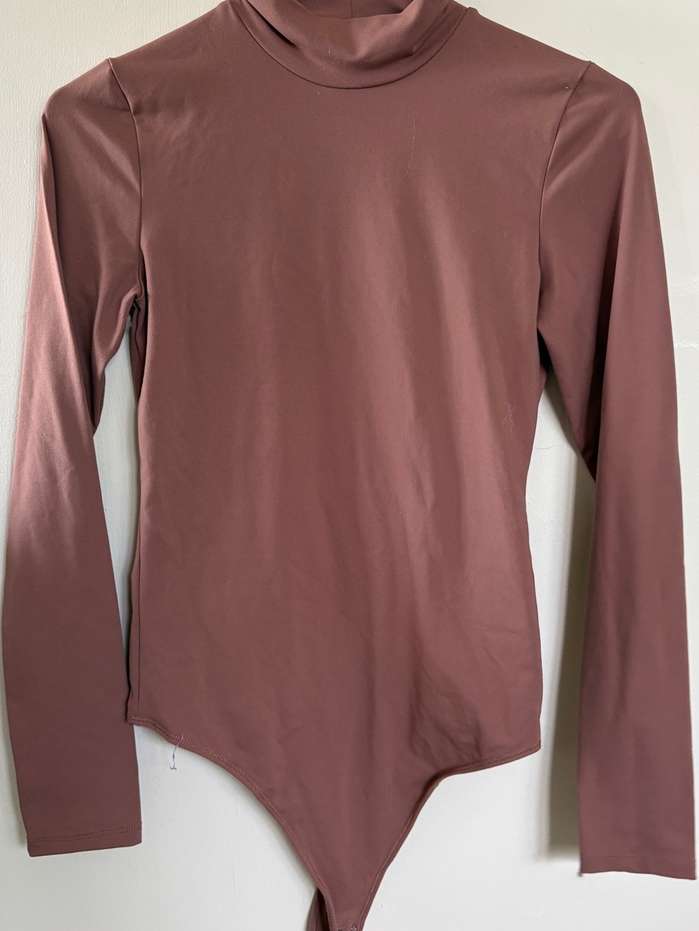 Abercrombie & Fitch Long-Sleeve Mock Neck Bodysuit - Mauve